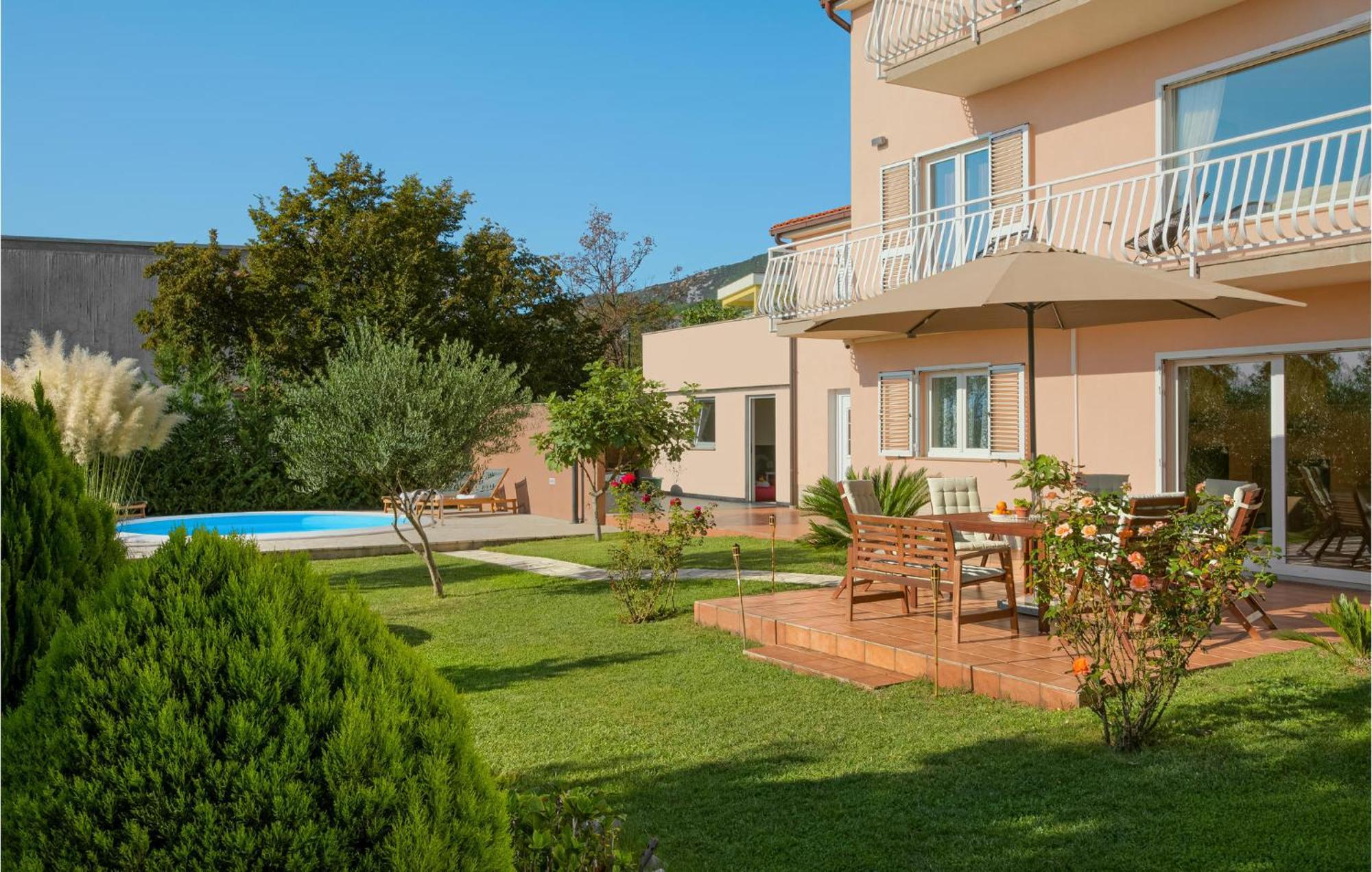 Nice Home In Jadranovo With Outdoor Swimming Pool מראה חיצוני תמונה
